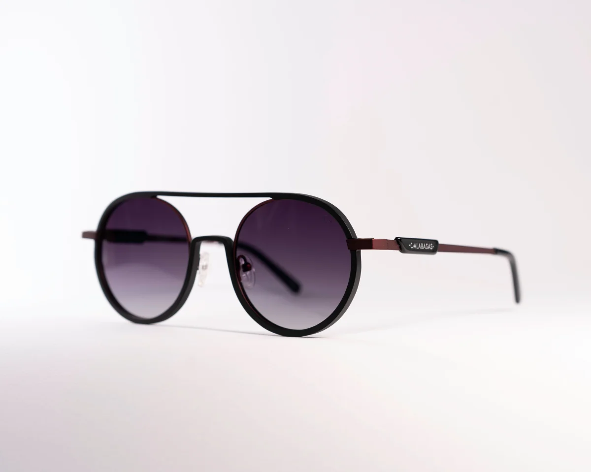 Calabasas Topanga Nero/Bordeaux — vista laterale, alluminio anodizzato leggero